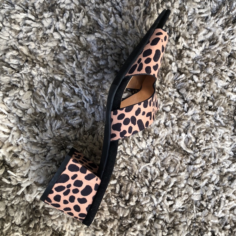 Cheetah Print Sandals With Block Heels, Size 9, Q… - image 4